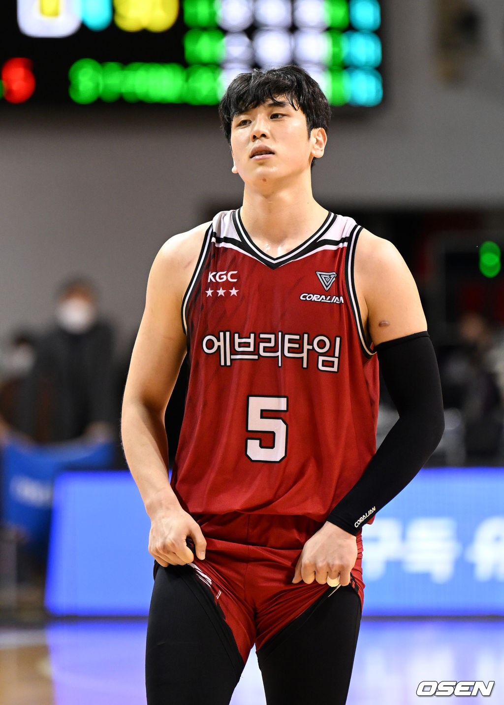 안양체육관에서 열린 2021~2022 KGC인삼공사 정관장 프로농구 안양 KGC와 원주 DB의 경기, 4쿼터 KGC 변준형이 자유투를 실패하고 아쉬운 표정을 짓고 있다. 2021.12.31 /sunday@osen.co.kr