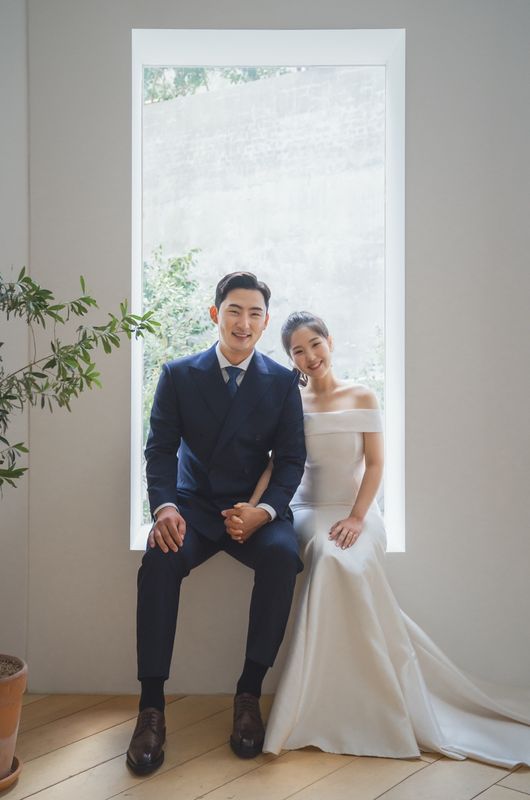 김민수 웨딩사진 / 롯데 자이언츠 제공