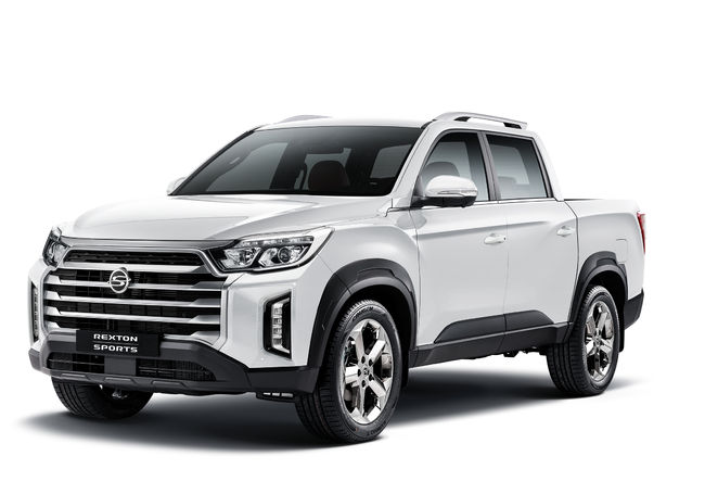 더 뉴 렉스턴 스포츠. 