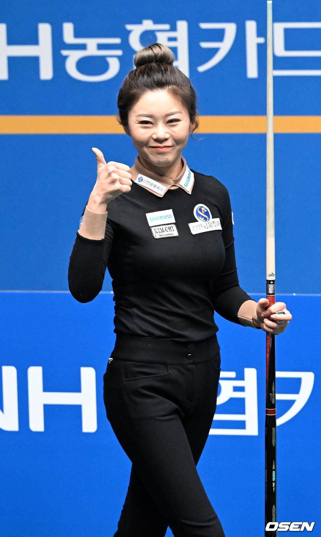 김가영이 차유람을 세트 스코어 3-0으로 꺾고 결승에 올라가며 기뻐하고 있다. 2022.01.03 /rumi@osen.co.kr