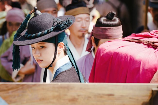 꽃피면달생각하고문화산업전문회사, 몬스터유니온, 피플스토리컴퍼니 제공