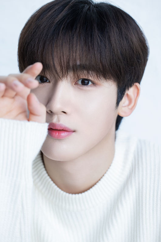 위엔터테인먼트 제공