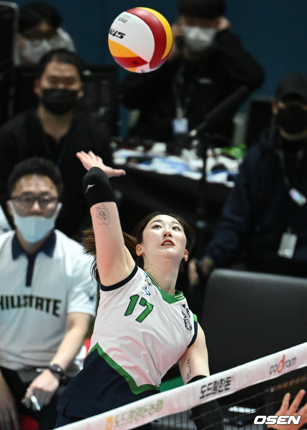 1세트 현대건설 고예림이 강타를 하고 있다. 2022.01.14 /ksl0919@osen.co.kr