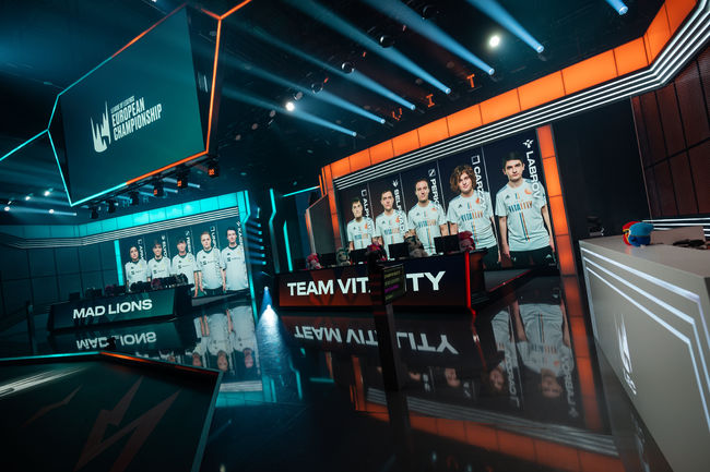 라이엇 게임즈 플리커.