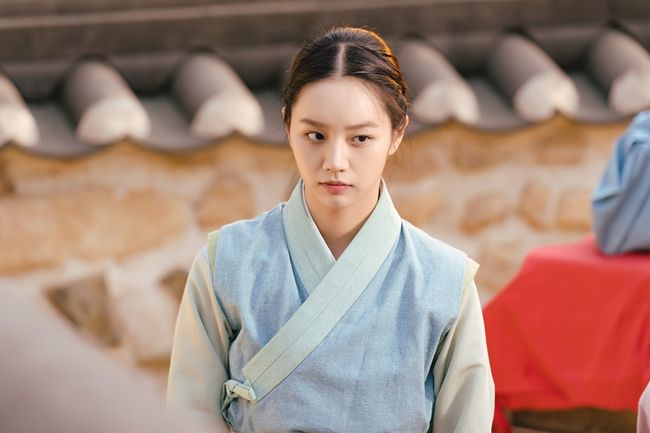 꽃피면달생각하고문화산업전문회사, 몬스터유니온, 피플스토리컴퍼니 제공