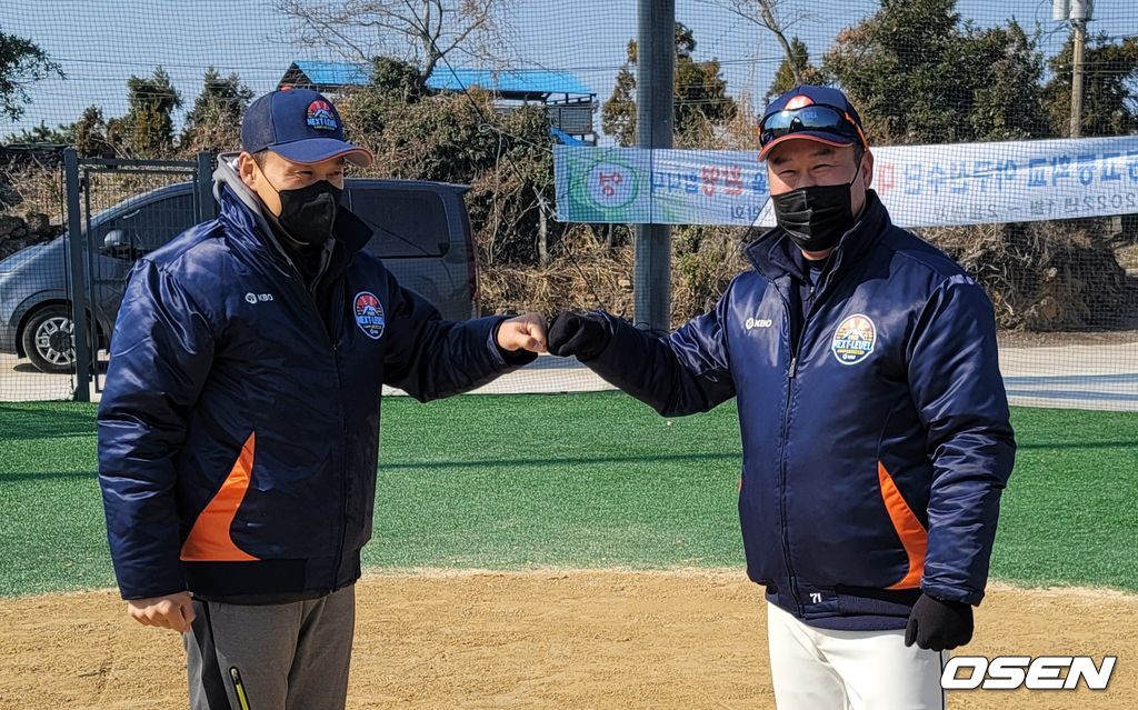 이승엽 KBO 홍보대사와 장종훈 KBO 넥스트-레벨 트레이닝 캠프 감독 / what@osen.co.kr