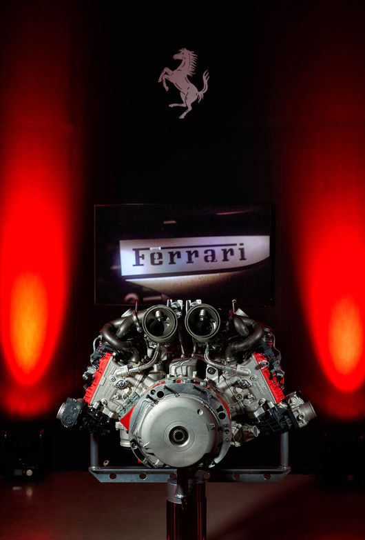 페라리 296 GTB_V6 엔진. 