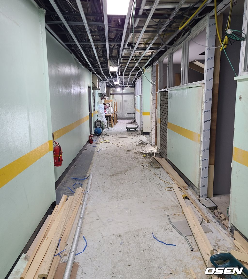 3루 원정라커룸 공사가 한창인 잠실구장 / backlight@osen.co.kr