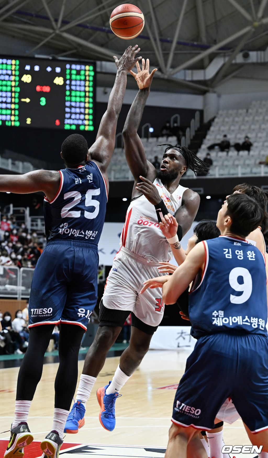 3쿼터 SK 워니가 점프슛을 시도하고 있다. 2022.01.19 / rumi@osen.co.kr