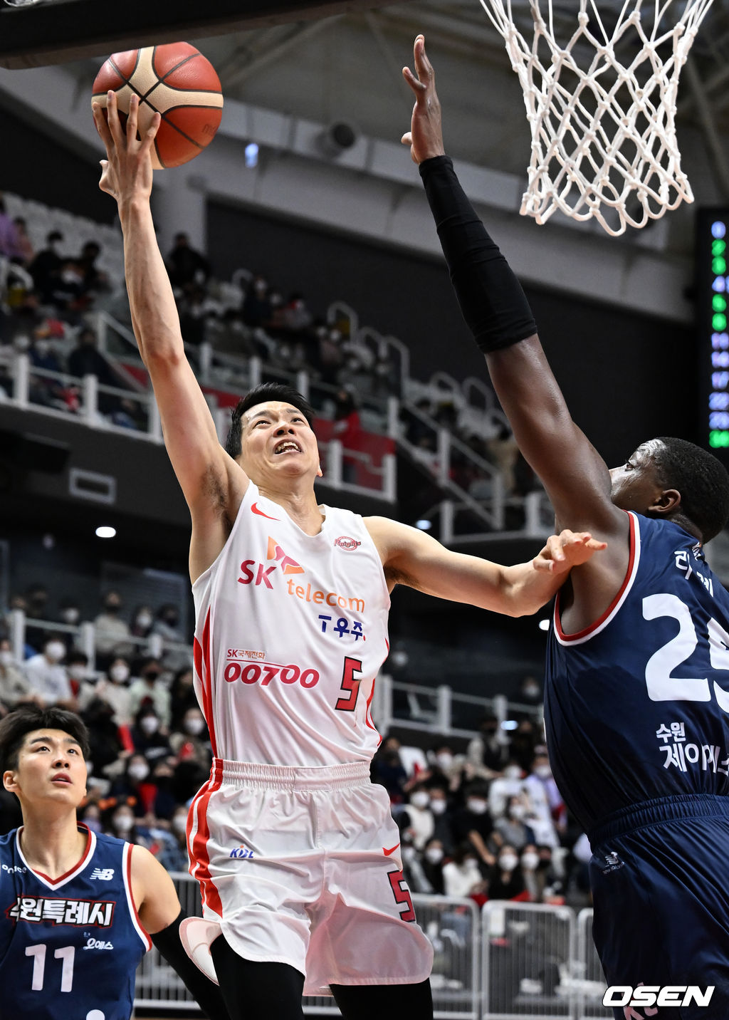 4쿼터 SK 김선형이 레이업슛을 성공시키고 있다. 2022.01.19 / rumi@osen.co.kr