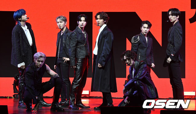 펜타곤이 타이틀곡 'Feelin' Like'(필린라이크) 무대를 선보이고 있다. 2022.01.24 /jpnews@osen.co.kr