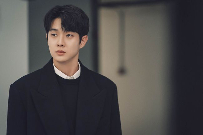 스튜디오N 슈퍼문픽쳐스 제공