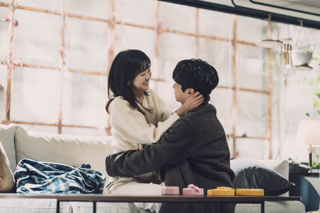 '그 해 우리는' 제공