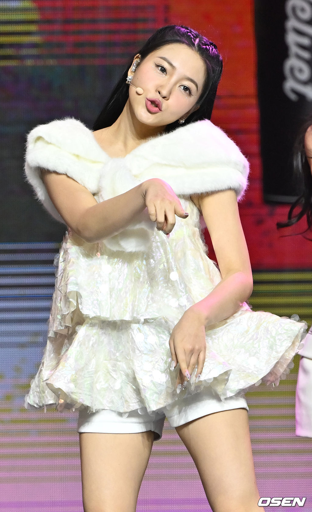 가수 레드벨벳(Red Velvet)의 예리가 화려한 무대를 선보이고 있다. 2022.01.27 /rumi@osen.co.kr