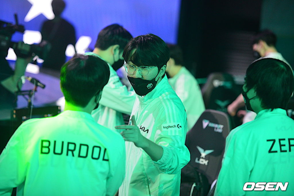 [LCK] 담원, ‘버돌-캐니언’ 활약에 시즌 첫 연승…한화생명 4연패 ‘늪’(종합)