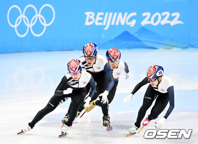 대한민국 쇼트트랙 대표팀이 3일 오후 중국 베이징 캐피털 실내 경기장에서 훈련을 하고 있다. 2022.02.03 /jpnews@osen.co.kr