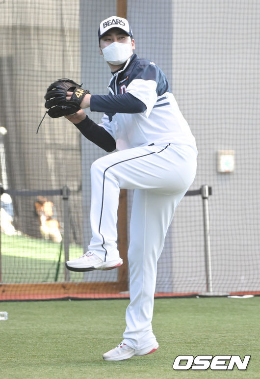 두산 임창민이 훈련을 하고 있다. 2022.02.03 /  soul1014@osen.co.kr