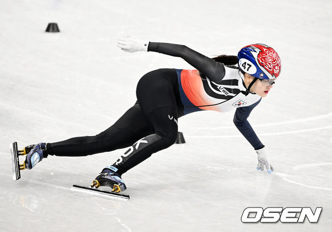 대한민국 쇼트트랙 대표팀 이유빈이 3일 오후 중국 베이징 캐피털 실내 경기장에서 훈련을 하고 있다. 2022.02.03 /jpnews@osen.co.kr