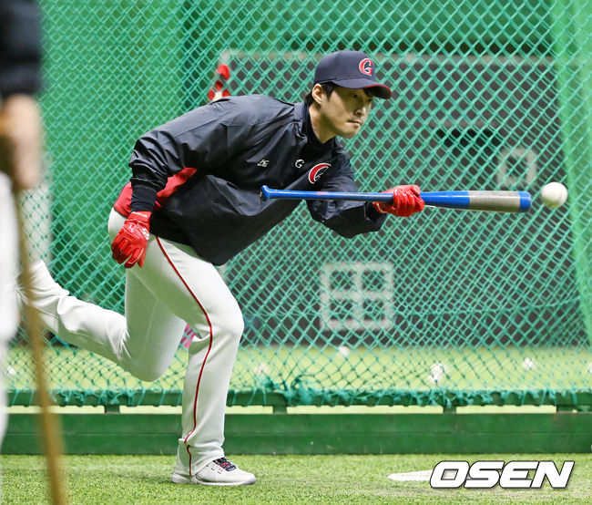 롯데로 팀을 옮긴 이학주가 훈련을 하고 있다. 2022.02.03 /rumi@osen.co.kr