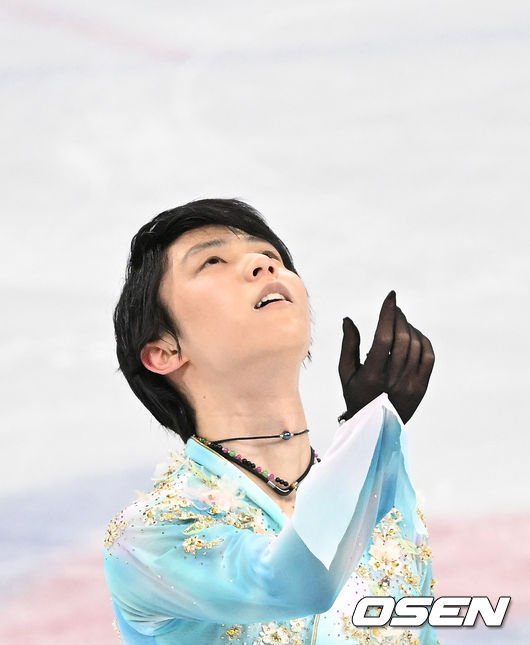 10일(한국시간) 중국 베이징 캐피털 실내 경기장에서 2022 베이징 동계올림픽 피겨 스케이팅 남자 싱글 프리 경기가 열렸다.일본 하뉴 유즈루가 프리 연기를 펼치고 있다. 2022.02.10 /jpnews@osen.co.kr