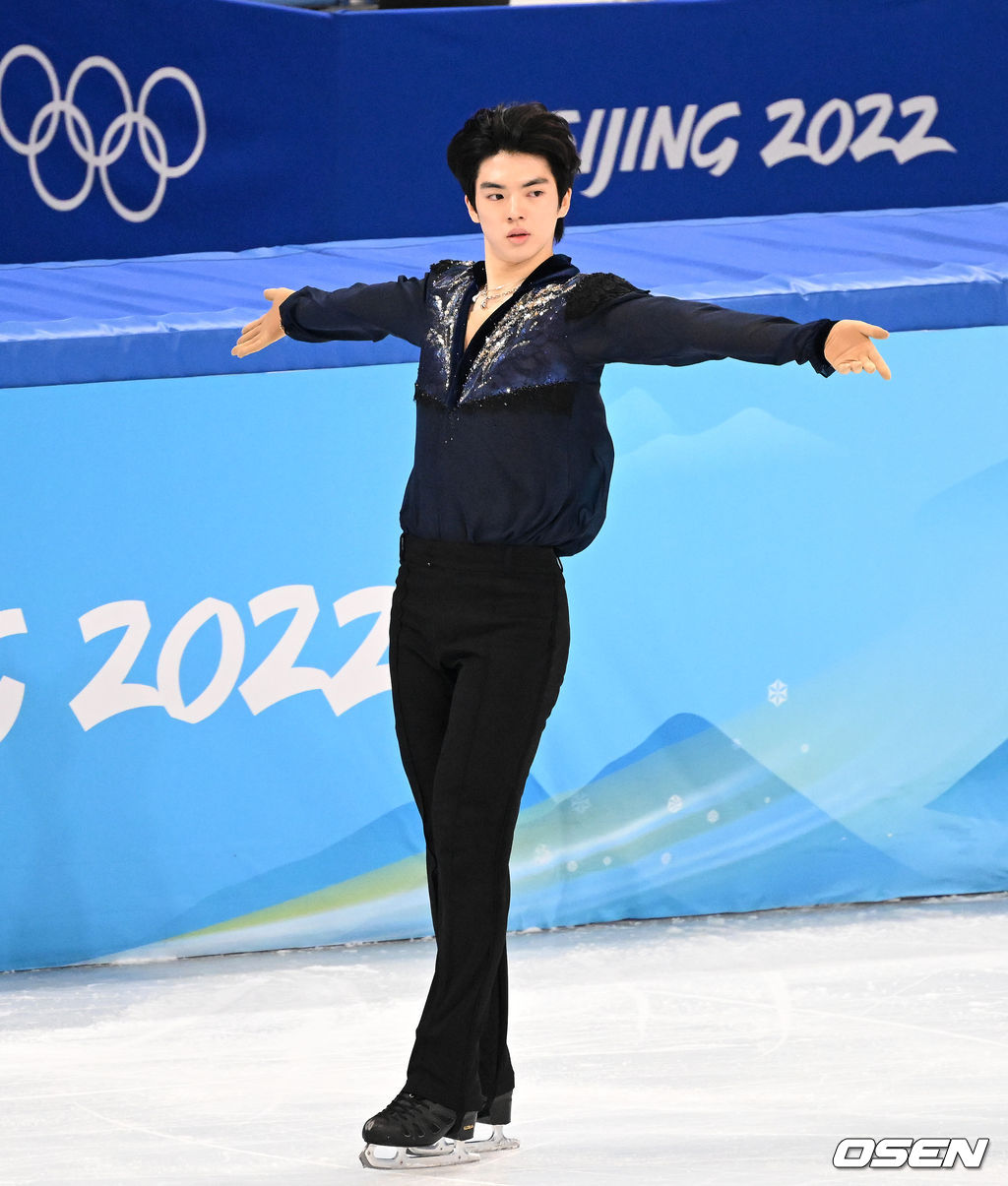 10일(한국시간) 중국 베이징 캐피털 실내 경기장에서 2022 베이징 동계올림픽 피겨 스케이팅 남자 싱글 프리 경기가 열렸다. 대한민국 차준환이 프리 연기를 펼치고 있다. 2022.02.10 /jpnews@osen.co.kr