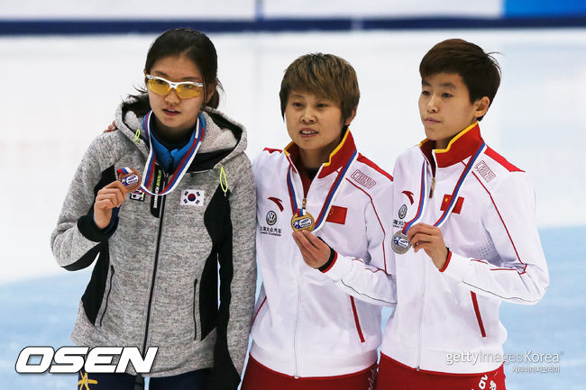 [사진]2013년 ISU 월드컵. 왼쪽부터 심석희, 왕멍, 판커신 / ⓒGettyimages(무단전재 및 재배포 금지)