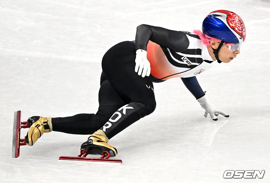 대한민국 쇼트트랙 대표팀 곽윤기가 3일 오후 중국 베이징 캐피털 실내 경기장에서 훈련을 하고 있다. 2022.02.03 /jpnews@osen.co.kr