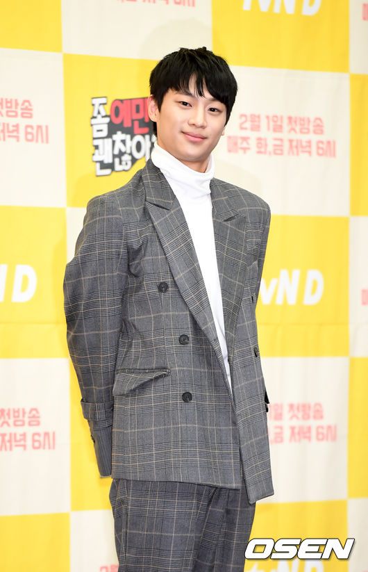 1일 오후 서울 마포구 상암동 스탠포드호텔 서울 그랜드볼룸에서 진행된 드라맥스, tvN D 드라마 ‘좀 예민해도 괜찮아2’ 제작발표회서 이신영이 포즈를 취하고 있다./ rumi@osen.co.kr