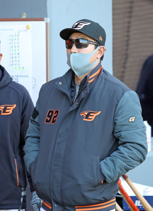 한화 최원호 퓨처스 감독 /한화 이글스 제공