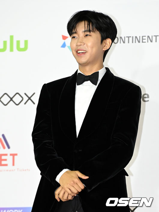 2일 오후 서울 강서구 KBS 아레나홀에서 2021 Asia Artist Awards(2021 AAA) 레드카펫 행사가 열렸다. 가수 임영웅이 포즈를 취하고 있다. 21.12.02 /cej@osen.co.kr