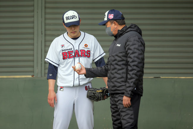 두산 베어스 제공 