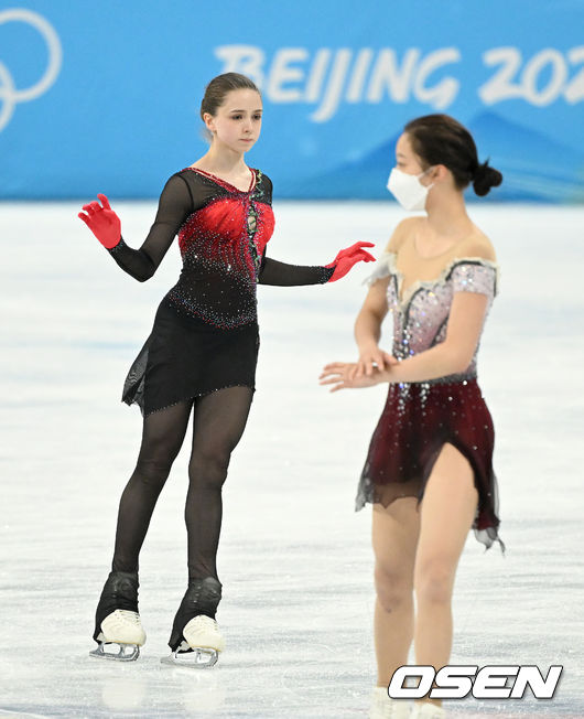 17일(한국시간) 중국 베이징 캐피털 실내 경기장에서 2022 베이징 동계올림픽 피겨 스케이팅 훈련이 진행됐다.ROC 카밀라 발리예바가 훈련을 하고 있다. 2022.02.17 /jpnews@osen.co.kr