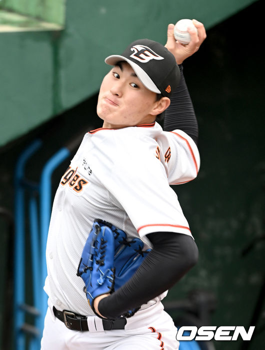 한화 박준영이 불펜피칭을 하고 있다. 2022.03.01 /OSEN DB