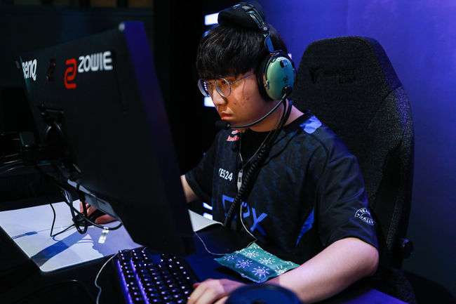 라이엇게임즈 플리커.