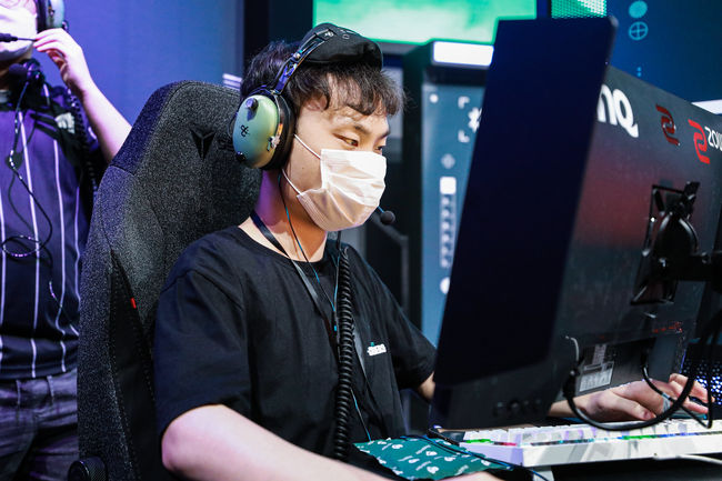 라이엇게임즈 플리커.