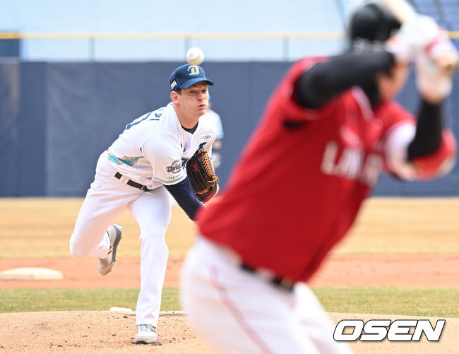 10일 경남 창원NC파크에서 NC 다이노스와 SSG 랜더스의 연습경기가 열렸다.NC 선발투수 루친스키가 역투하고 있다. 2022.03.10 / sunday@osen.co.kr