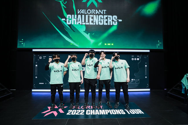 라이엇 게임즈 플리커.