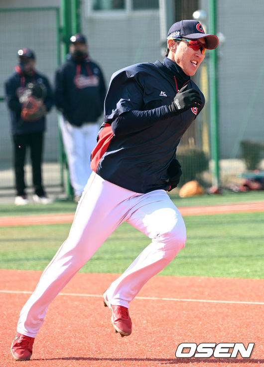 롯데 자이언츠 유격수 박승욱. / OSEN DB