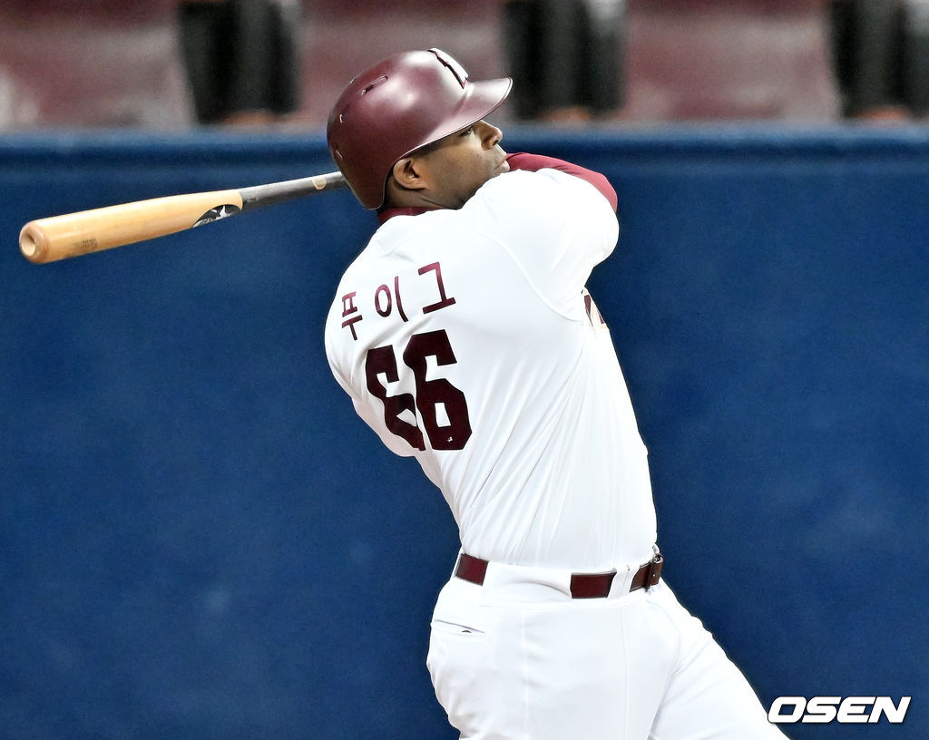 4회말 무사 주자 1,3루 키움 푸이그가 좌익수 앞 선취 1타점 적시타를 날리고 있다. 2022.03.17 / rumi@osen.co.kr