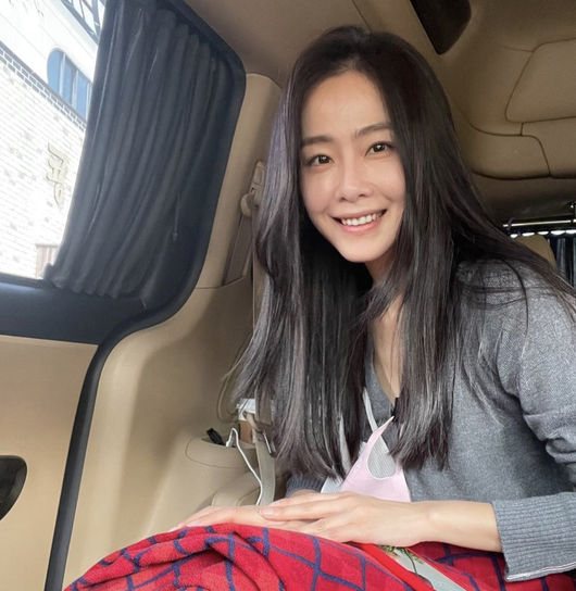 홍수현 SNS