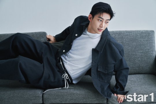 앳스타일 제공