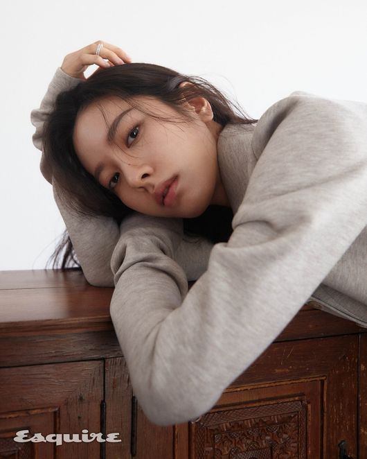 에스콰이어 제공