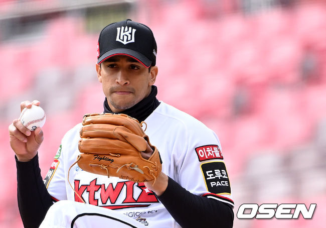 KT 윌리엄 쿠에바스 /OSEN DB