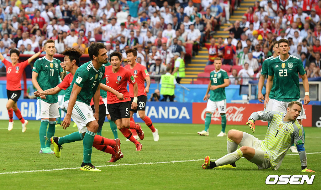 후반 한국 김영권이 극적인 결승골을 넣고 기뻐하고 있다. 2018.06.27 /jpnews@osen.co.kr