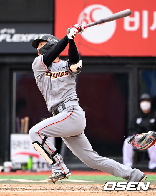 한화 이원석이 동점 스리런포를 날리고 있다. 2022.03.21 /OSEN DB