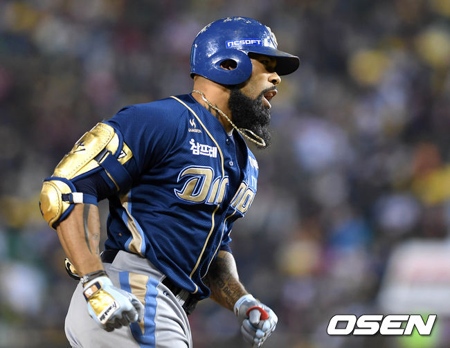 NC 다이노스에서 뛰었던 에릭 테임즈는 미국 메이저리그 오클랜드 소속으로 시범경기에 출장햇다. / OSEN DB