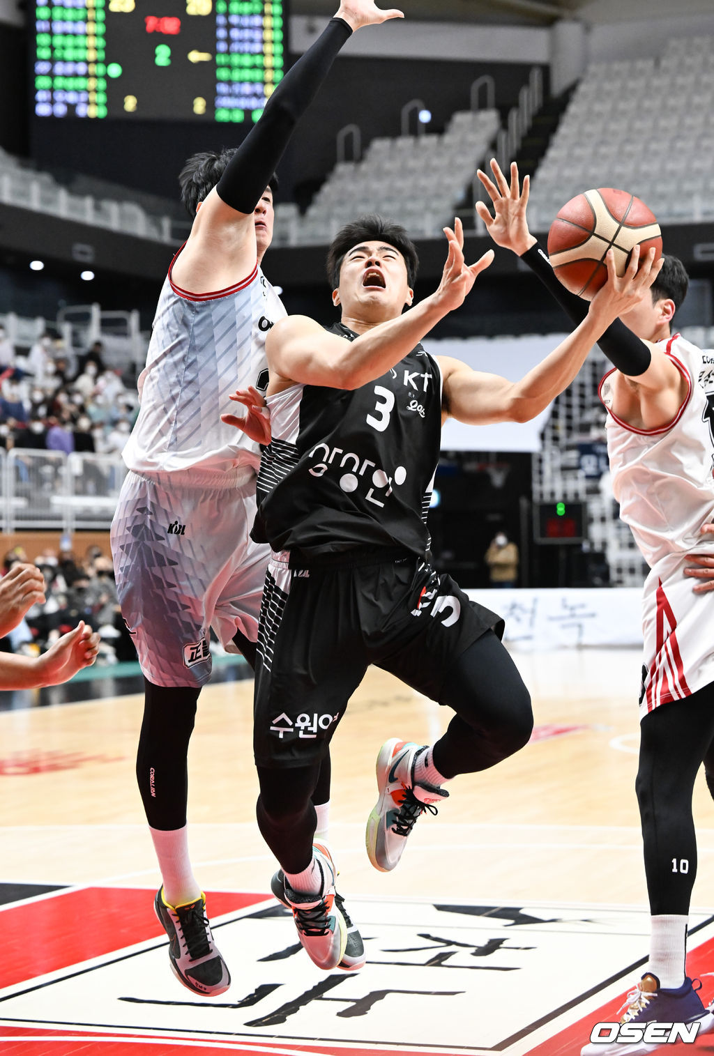 2쿼터 KT 정성우가 레이업슛을 시도하고 있다. 2022.03.24 / soul1014@osen.co.kr