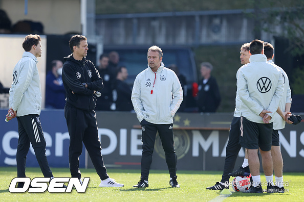 [사진] 한지 플릭 독일 감독과 코치진 / ⓒGettyimages(무단전재 및 재배포 금지)