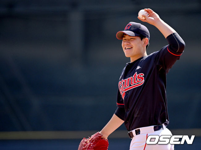 롯데 투수 김진욱. /OSEN DB