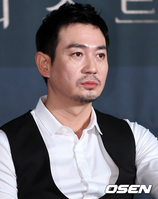 배우 박용우가 참석해 자리를 빛내고 있다. /pjmpp@osen.co.kr